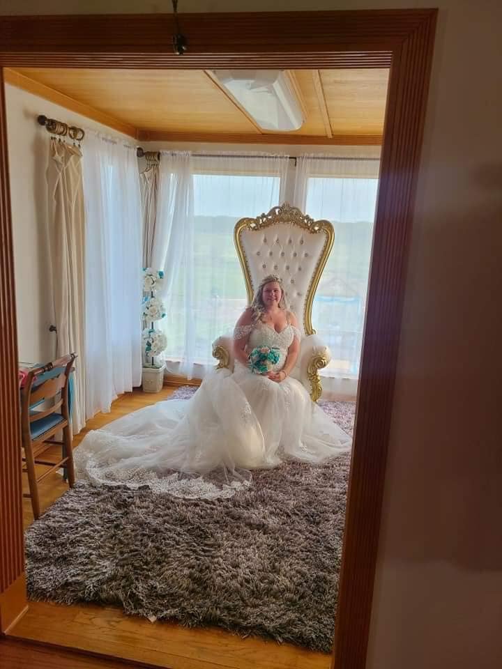 bridal suite photo