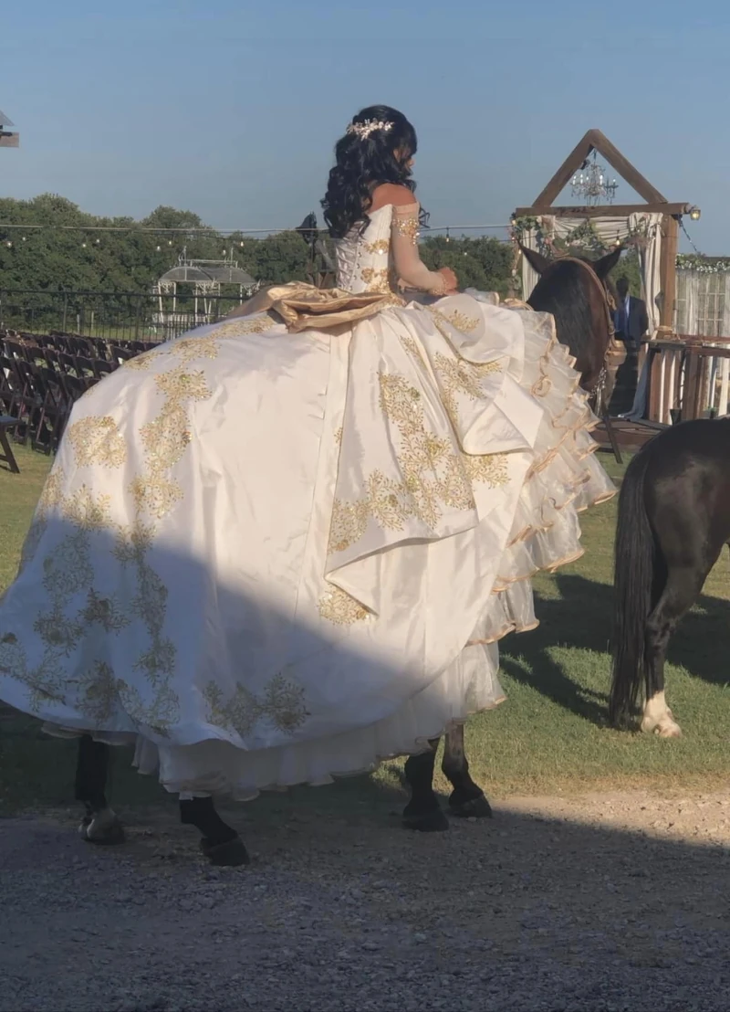 Fascinating Moments Photo at The Hay Bale Wedding & Event Venue